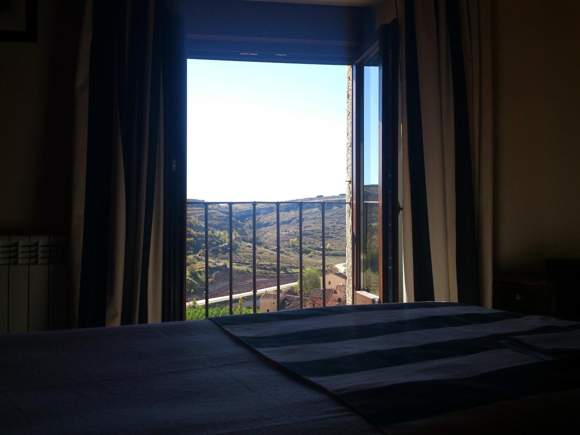Hotel-Hospederia Los Templarios Sepúlveda Kültér fotó